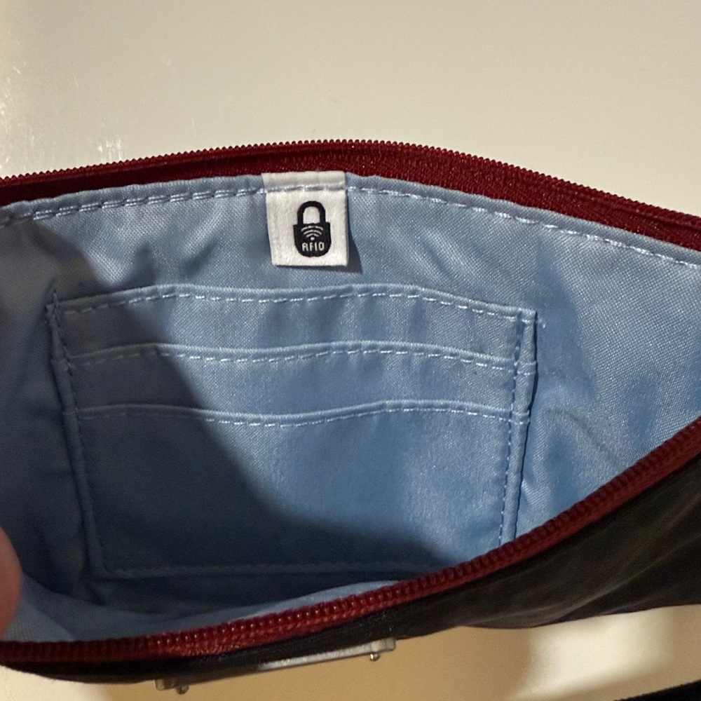 Baggallini Black and Red RFID Wristlet - Picture 6 of 6